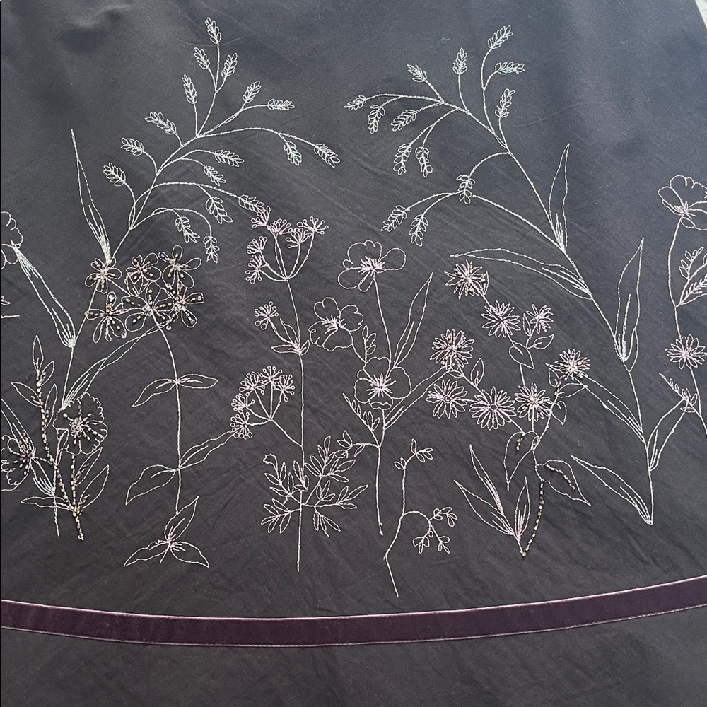 Elegant Floral Embroidered A-Line Skirt